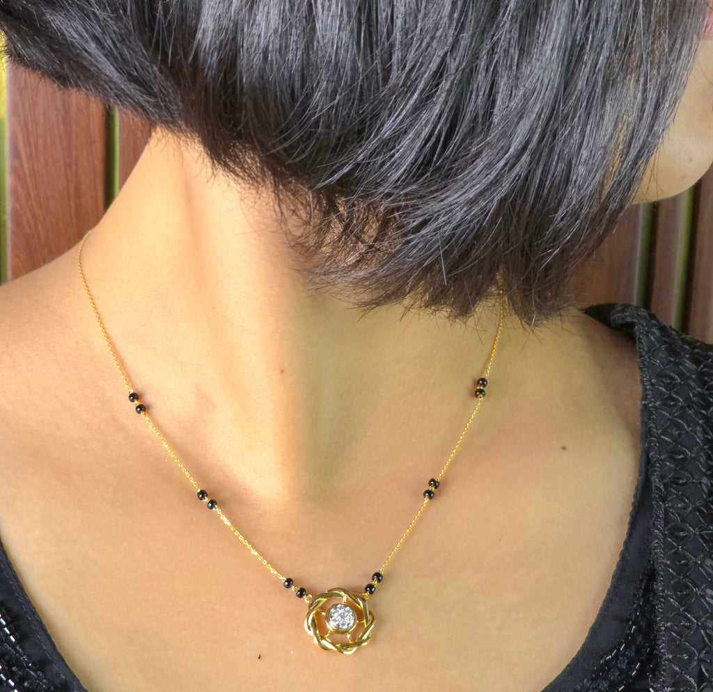 Floral Diamond Mangalsutra