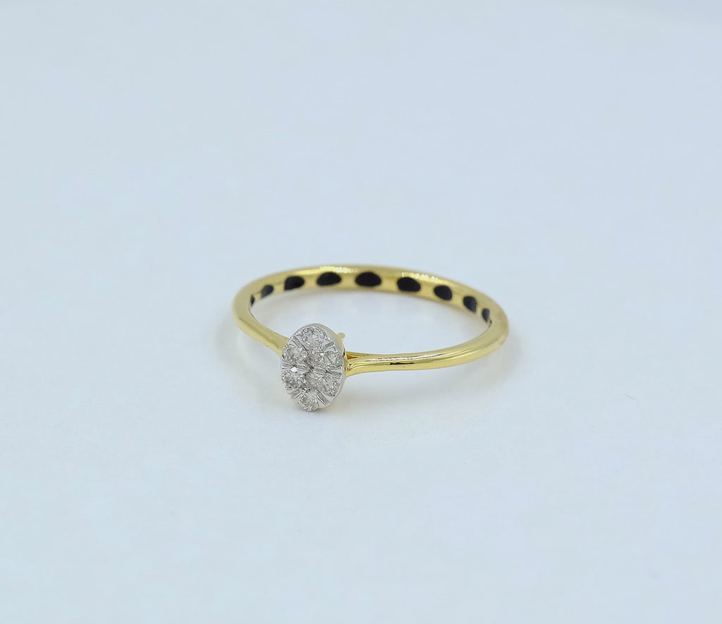 Oval Dia Ring